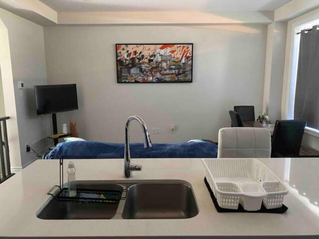 Poise Homes Guest Home קיימברידג' מראה חיצוני תמונה